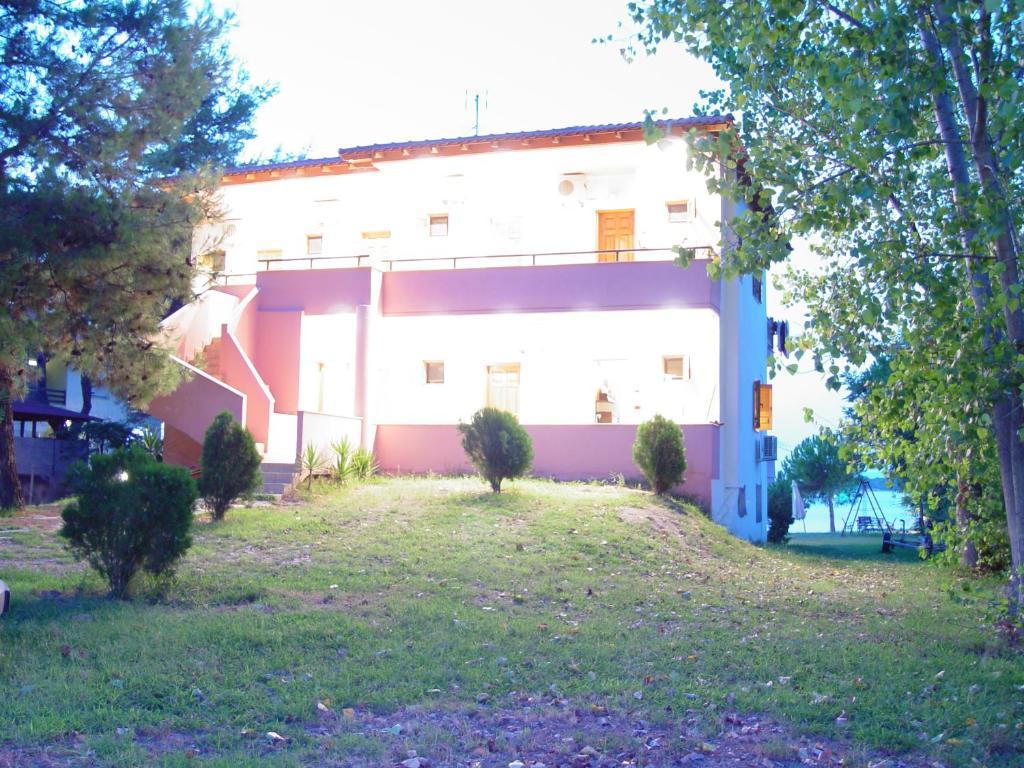 Studios Efi Beach Vourvourou Exterior foto